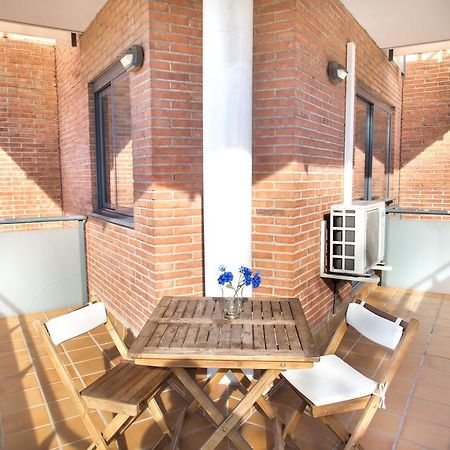 New & Sunny Apartment Barcelona Luaran gambar