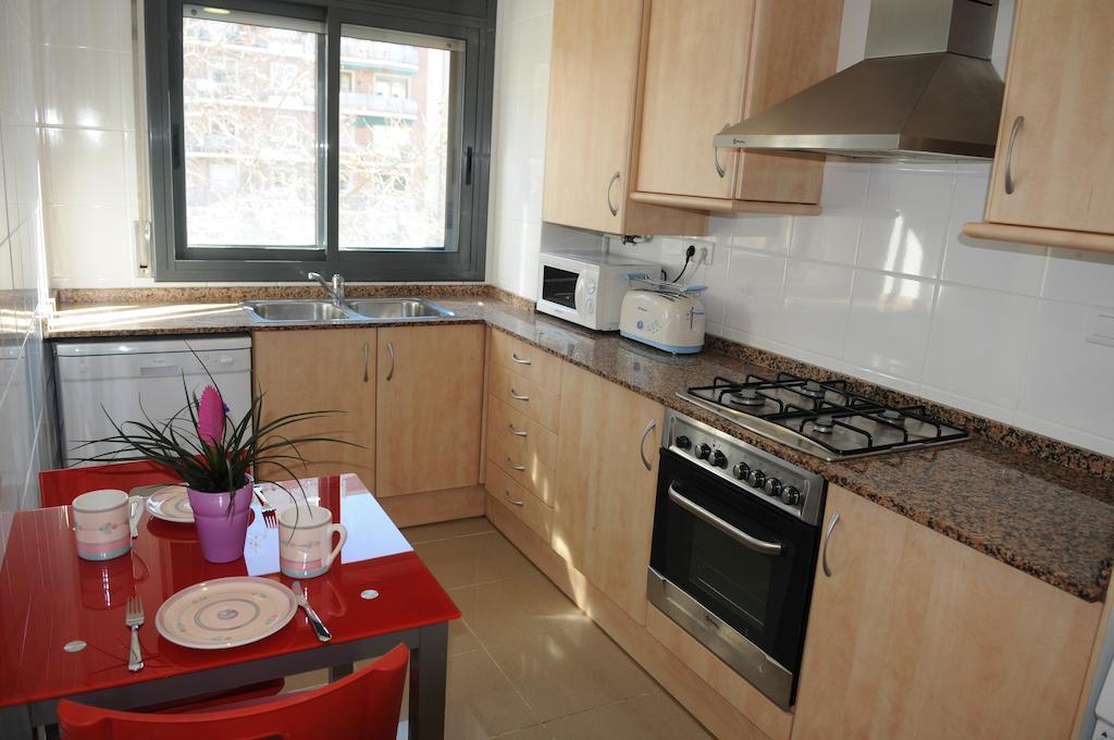 New & Sunny Apartment Barcelona Luaran gambar