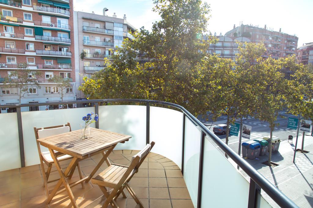 New & Sunny Apartment Barcelona Luaran gambar