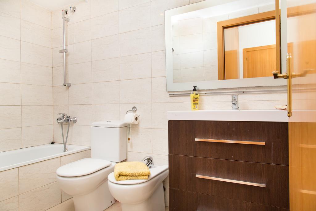 New & Sunny Apartment Barcelona Luaran gambar