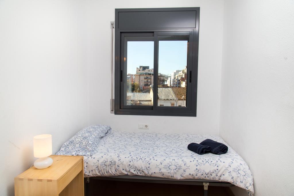 New & Sunny Apartment Barcelona Luaran gambar